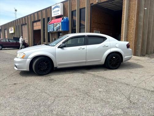 2012 Dodge Avenger SE