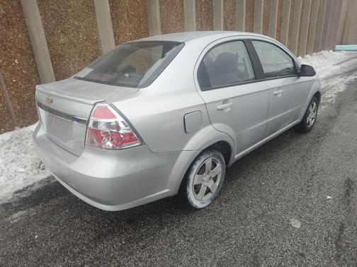 2011 Chevrolet Aveo LS