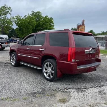 MAROON 2011 Cadillac Escalade Luxury