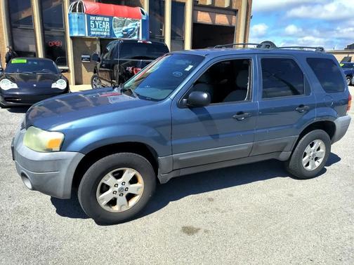 2005 Ford Escape XLT