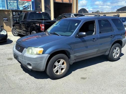 2005 Ford Escape XLT
