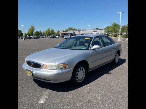 SILVER 2005 Buick Century 4dr Sdn Custom