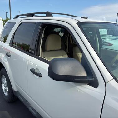 WHITE 2010 Ford Escape XLT