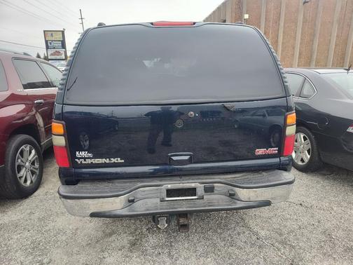 2004 GMC Yukon XL 1500 SLT