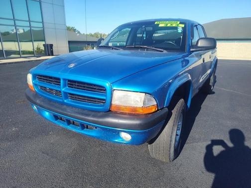 BLUE 2001 Dodge Dakota Quad Cab 4WD