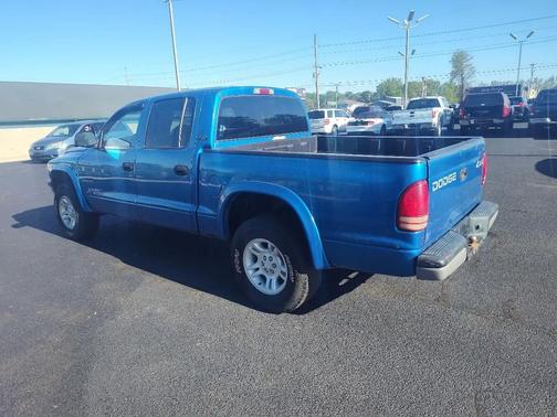 BLUE 2001 Dodge Dakota Quad Cab 4WD