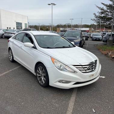 2013 Hyundai SONATA SE