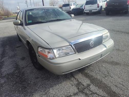 2005 Mercury Grand Marquis GS