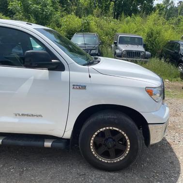 Super White 2010 Toyota Tundra Grade