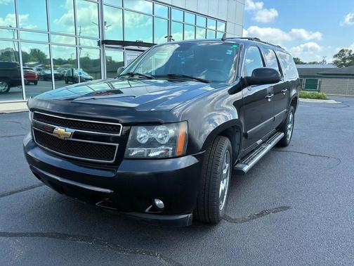 Black 2007 Chevrolet Suburban 1500 LTZ