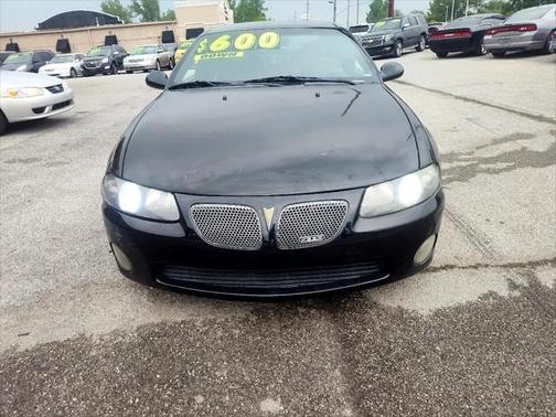2004 Pontiac GTO 2dr Cpe