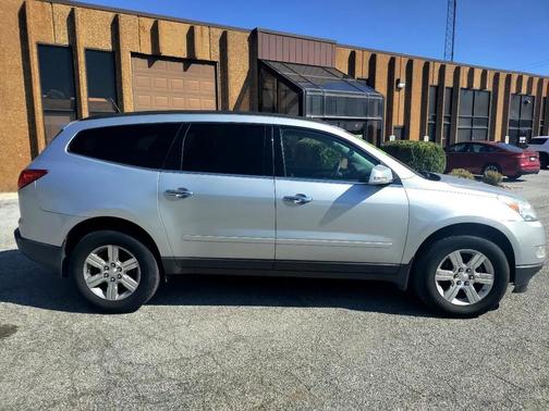 2011 Chevrolet Traverse LT