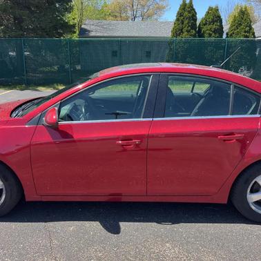 RED 2012 Chevrolet Cruze LT