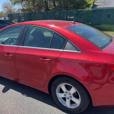 RED 2012 Chevrolet Cruze LT