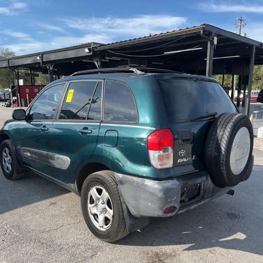 2001 Toyota RAV4 Base