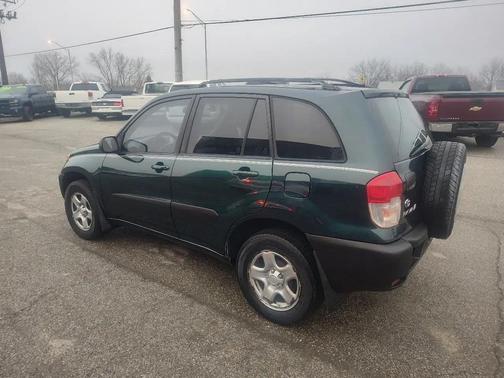 2001 Toyota RAV4 Base