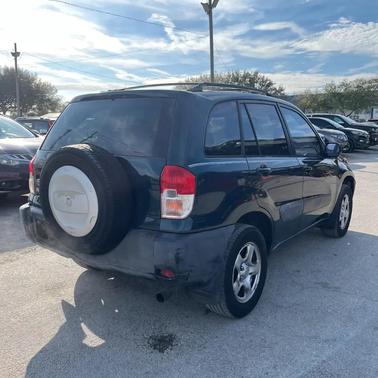 2001 Toyota RAV4 Base