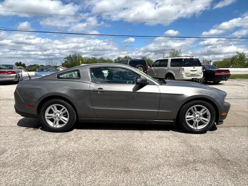 2011 Ford Mustang V6