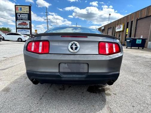 2011 Ford Mustang V6