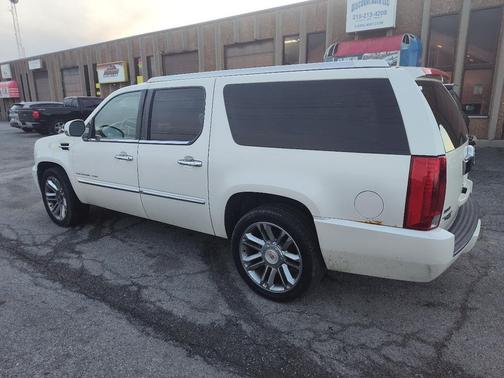 2012 Cadillac Escalade ESV Platinum Edition