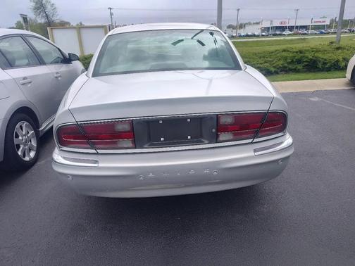 Sterling Silver Metallic 2003 Buick Park Avenue 4dr Sdn