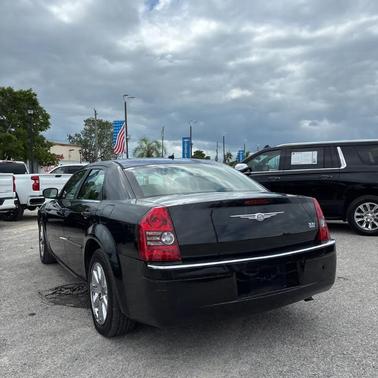 Brilliant Black Crystal Pearlcoat 2006 Chrysler 300C Base
