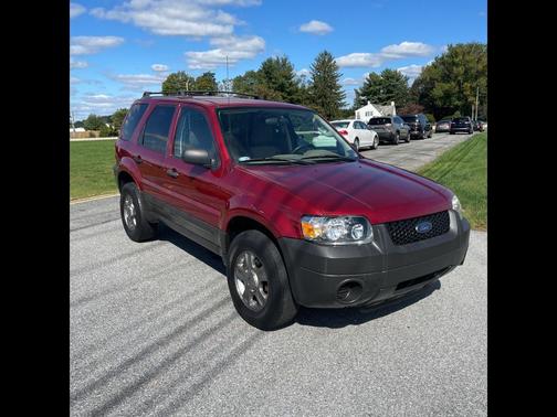 2005 Ford Escape XLS