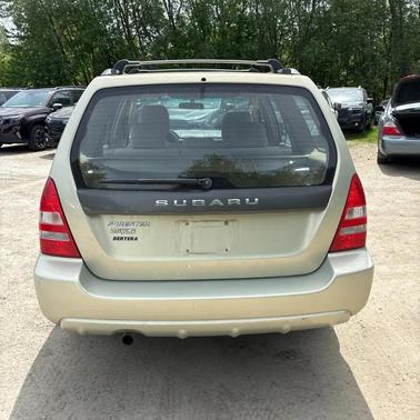 GOLD 2005 Subaru Forester 2.5 XS