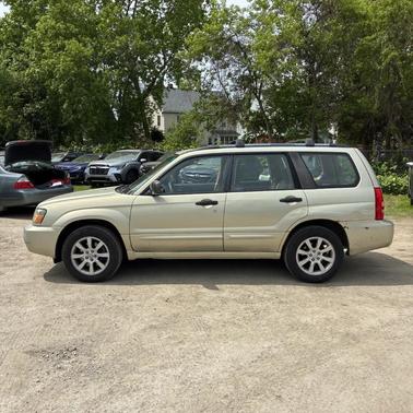 GOLD 2005 Subaru Forester 2.5 XS