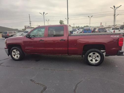 RED 2014 Chevrolet Silverado 1500 2LT