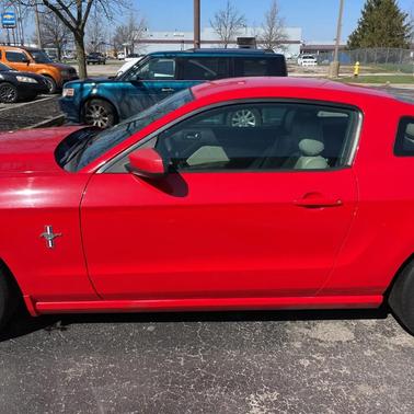 2014 Ford Mustang V6