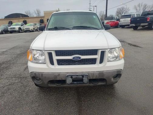 Oxford White Clearcoat 2003 Ford Explorer Sport XLT
