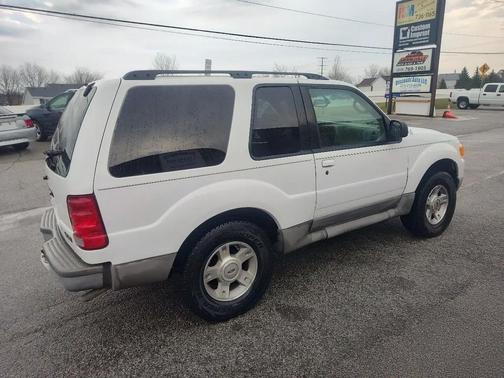 Oxford White Clearcoat 2003 Ford Explorer Sport XLT