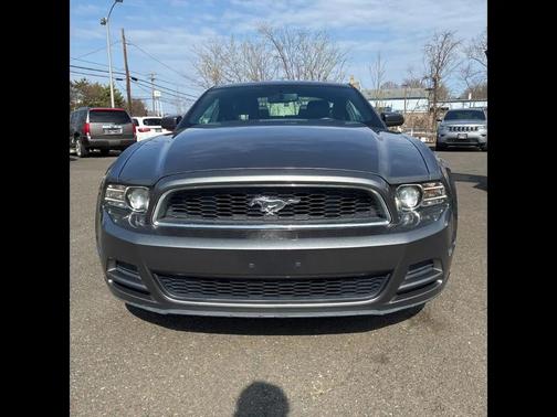2013 Ford Mustang V6