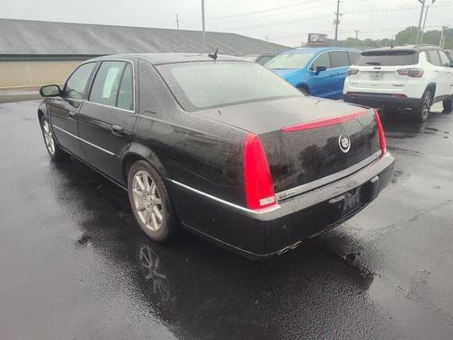 BLACK 2007 Cadillac DTS Performance
