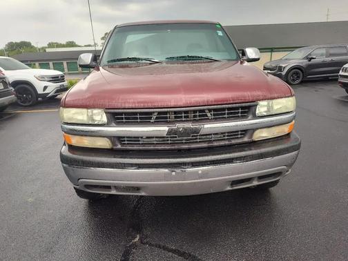 MAROON 2000 Chevrolet Silverado 1500 LS
