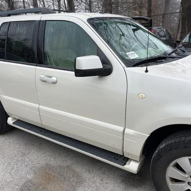 Oxford White Clearcoat 2006 Mercury Mountaineer Luxury