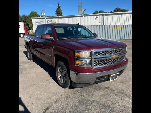 RED 2015 Chevrolet Silverado 1500 1LT