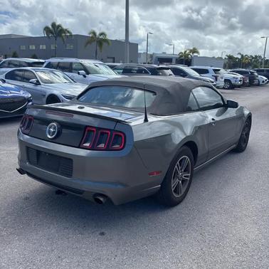 Black 2013 Ford Mustang V6