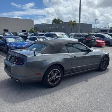 Black 2013 Ford Mustang V6