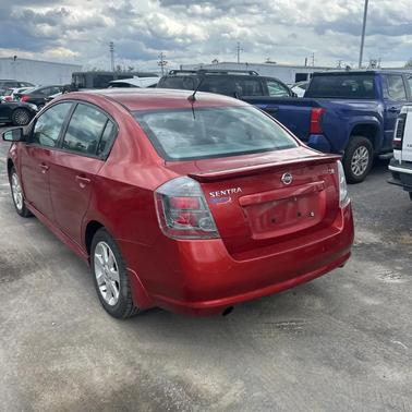 RED 2010 Nissan Sentra 2.0 SR