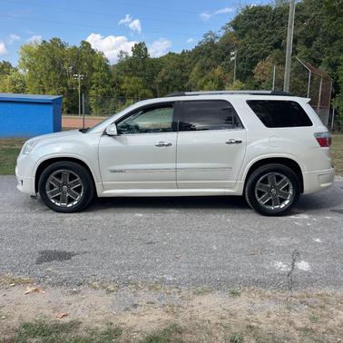 2011 GMC Acadia Denali