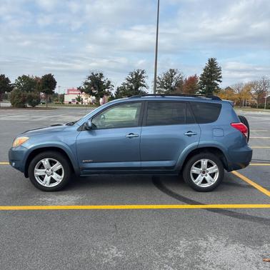 2007 Toyota RAV4 Sport