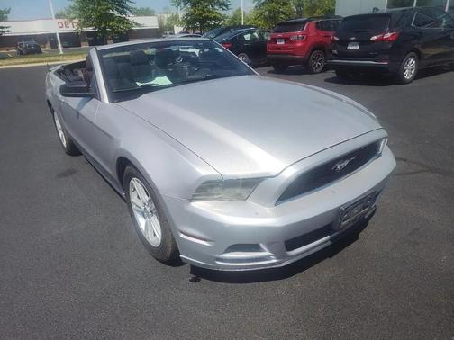 Black 2013 Ford Mustang V6
