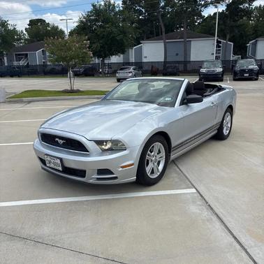 Black 2013 Ford Mustang V6