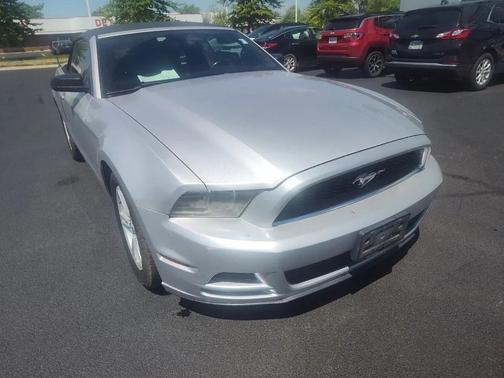Black 2013 Ford Mustang V6