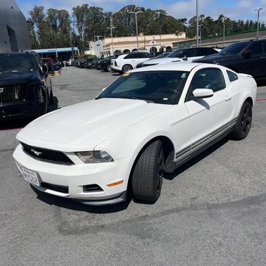 2011 Ford Mustang V6 Premium