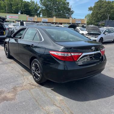 Midnight Black Metallic 2017 Toyota Camry XLE