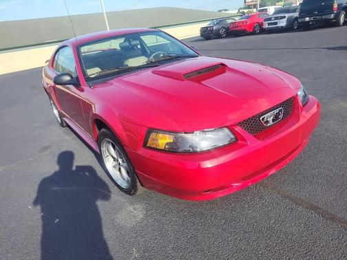 Performance Red Clearcoat 2001 Ford Mustang GT