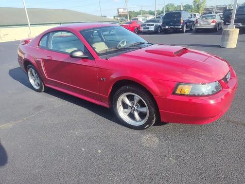 Performance Red Clearcoat 2001 Ford Mustang GT